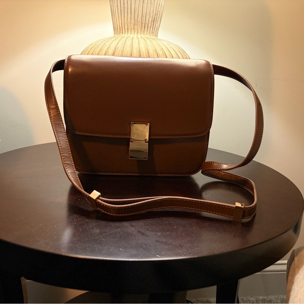 Elegant Brown Leather Bag